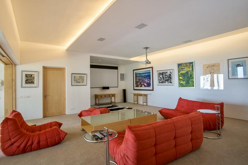 5 Bedroom Property for Sale in Bantry Bay Western Cape